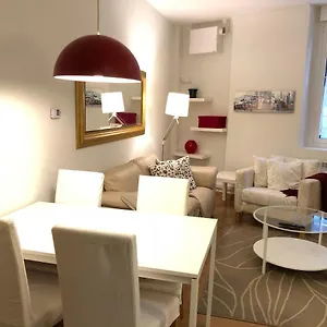 Calle Dormitaleria, Apartamento , Pamplona Spain